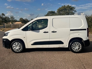 Used Peugeot Partner 2020 for sale - 79389777: Photo