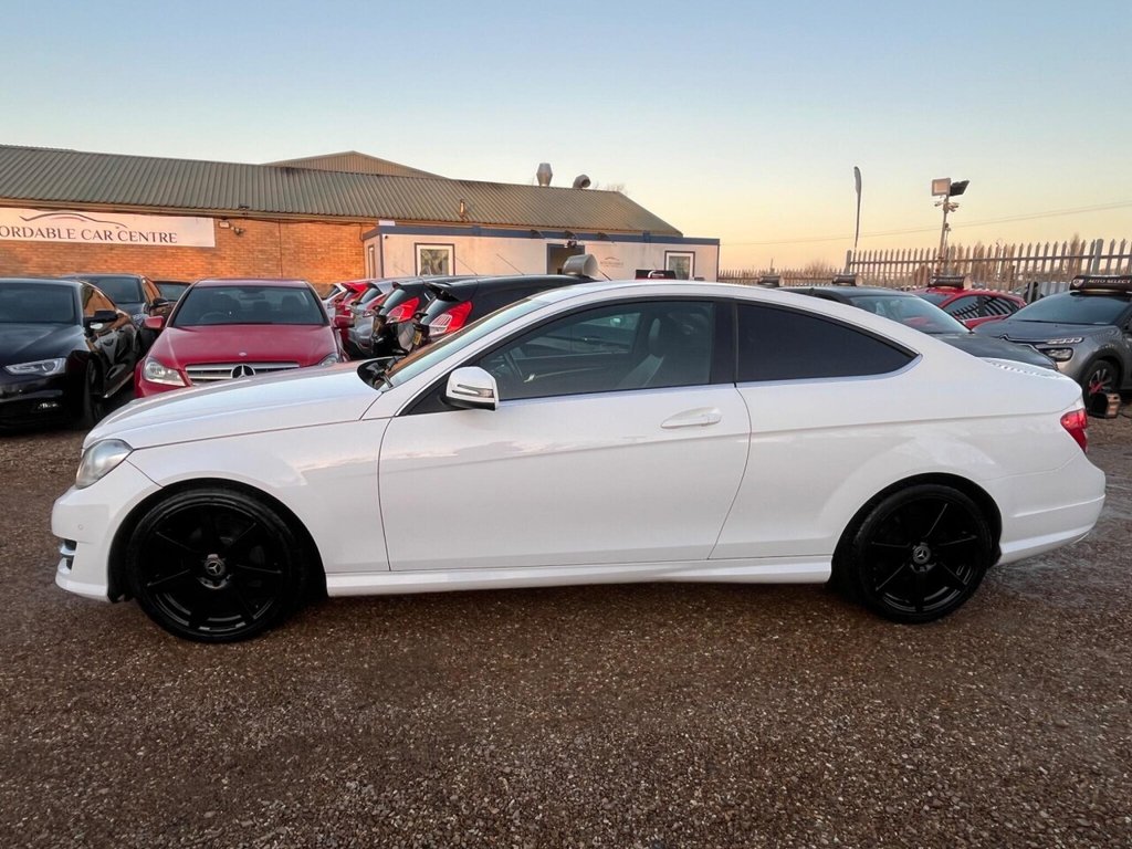 Used Mercedes-Benz C Class 2013 for sale - 77010115: Photo 16