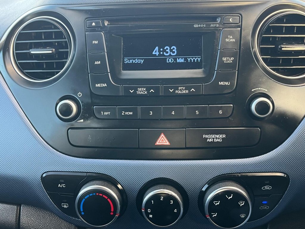 Used Hyundai i10 2014 for sale - 78059601: Photo 30