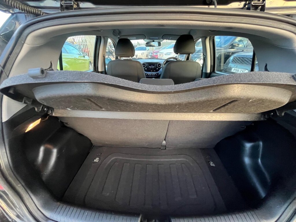 Used Hyundai i10 2014 for sale - 78059601: Photo 33