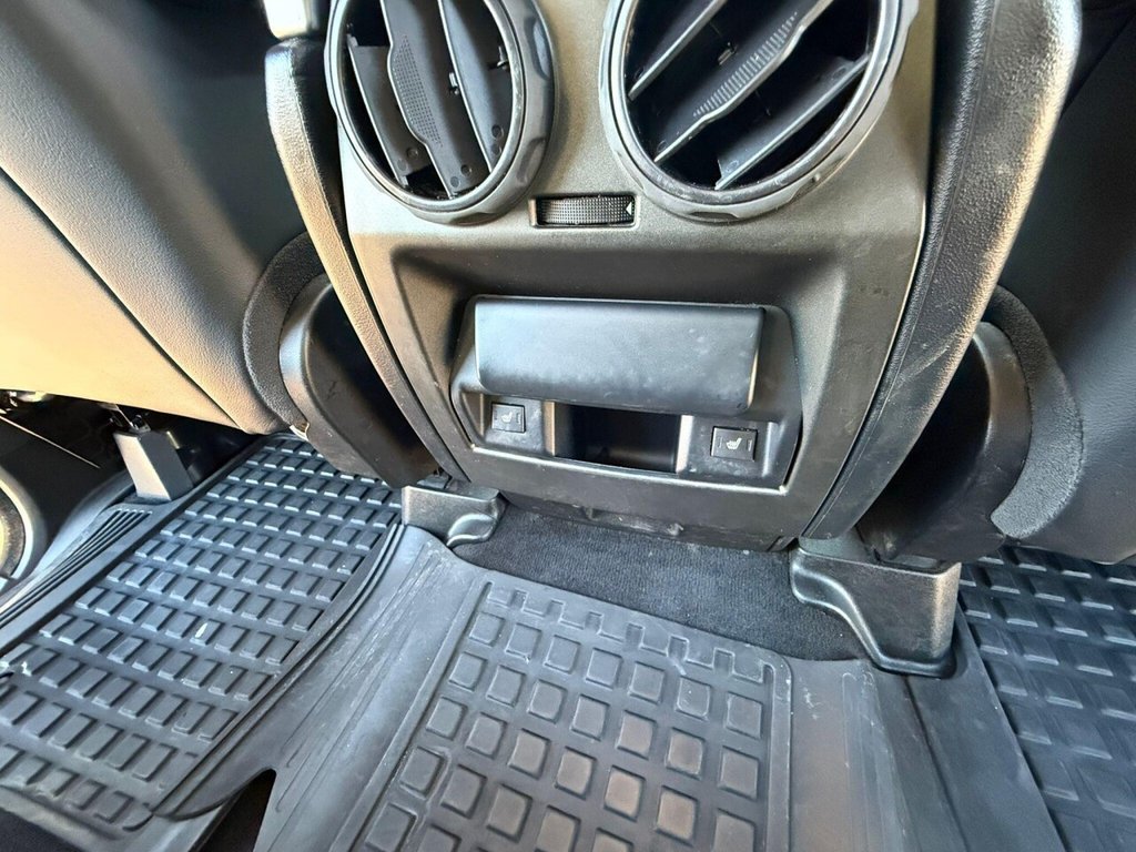 Used Land Rover Discovery 2015 for sale - 78167607: Photo 36