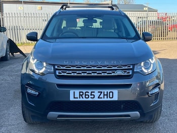 Used Land Rover Discovery Sport 2015 for sale - 78158437: Photo
