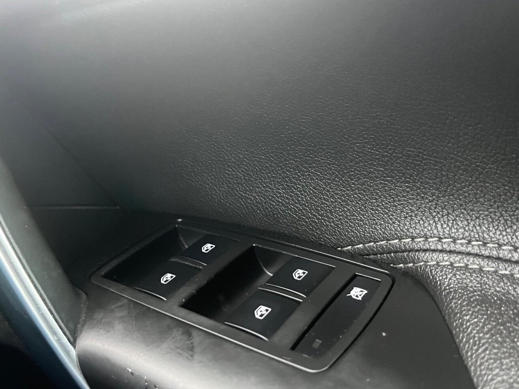 Used Vauxhall Insignia 2015 for sale - 76668161: Photo 39