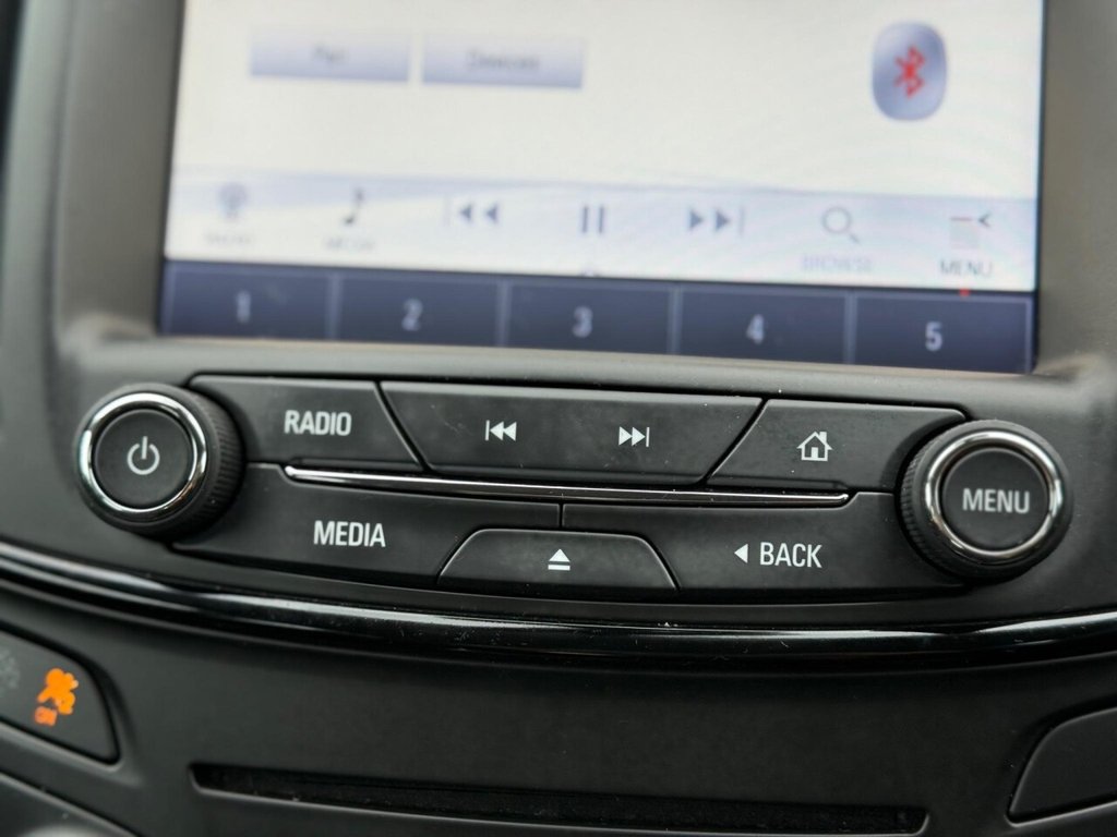 Used Vauxhall Insignia 2017 for sale - 77301837: Photo 31