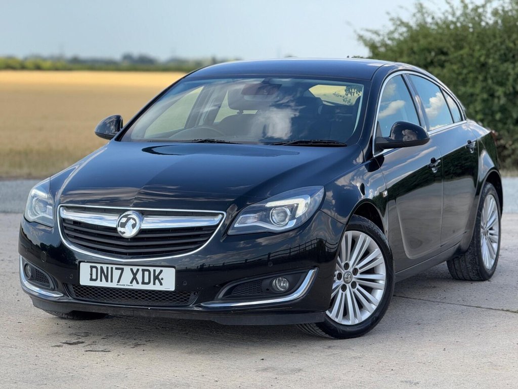 Used Vauxhall Insignia 2017 for sale - 76717222: Photo 2