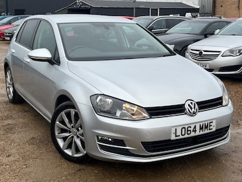 Used Volkswagen Golf 2014 for sale - 77250784: Photo