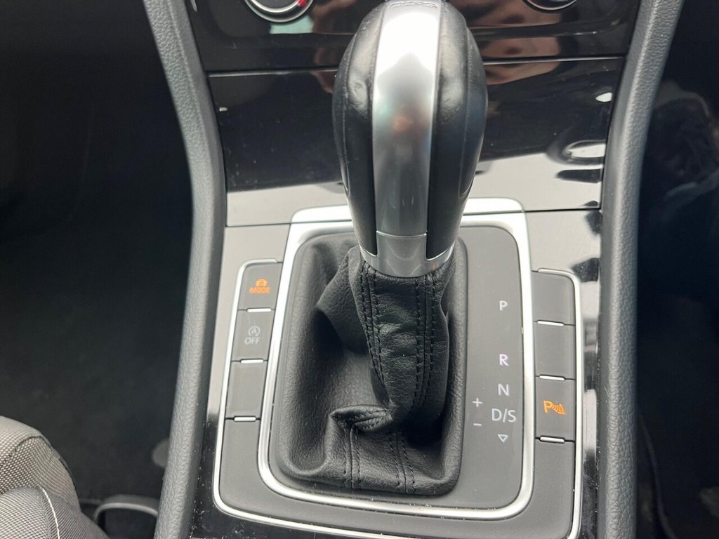 Used Volkswagen Golf 2014 for sale - 77250784: Photo 22