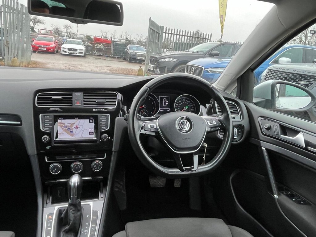 Used Volkswagen Golf 2014 for sale - 77250784: Photo 26