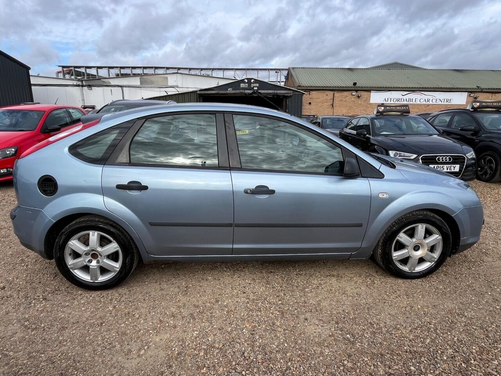 Used Ford Focus 2006 for sale - 76396410: Photo 6