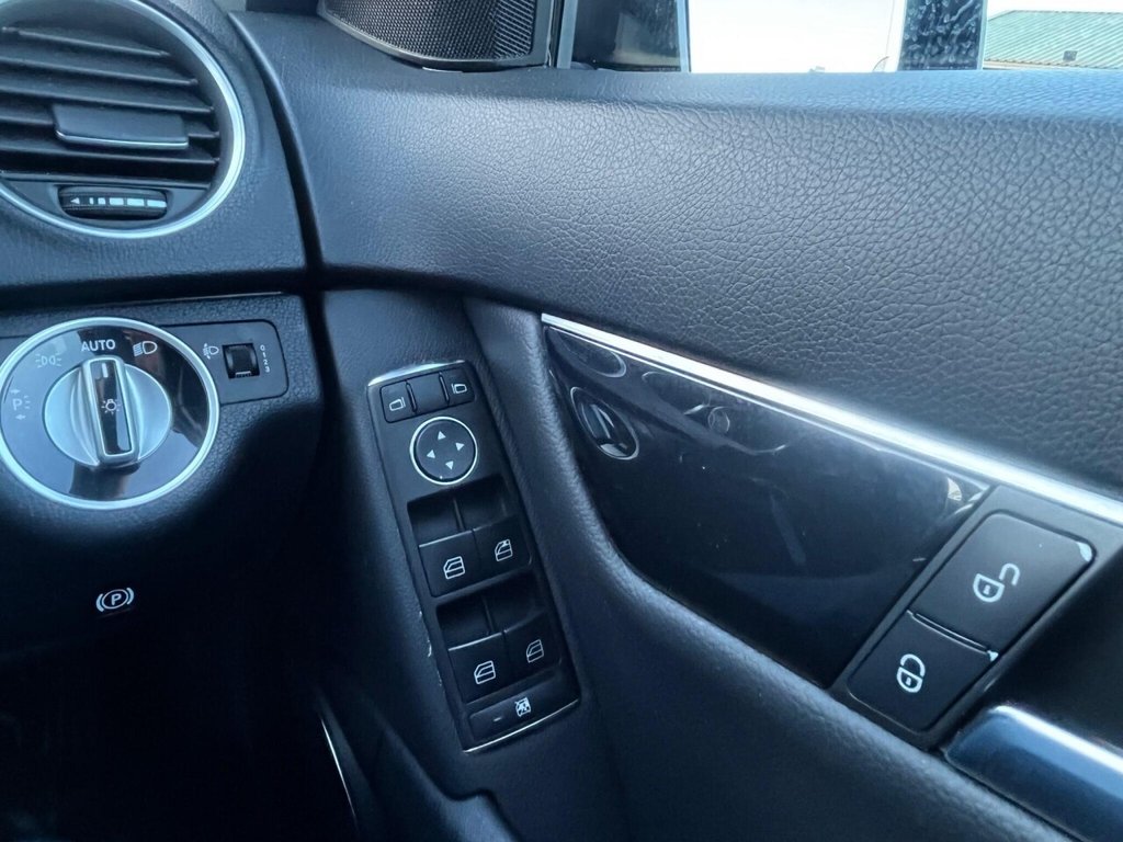 Used Mercedes-Benz C Class 2013 for sale - 77719685: Photo 29