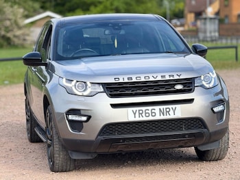 Used Land Rover Discovery Sport 2016 for sale - 75136352: Photo