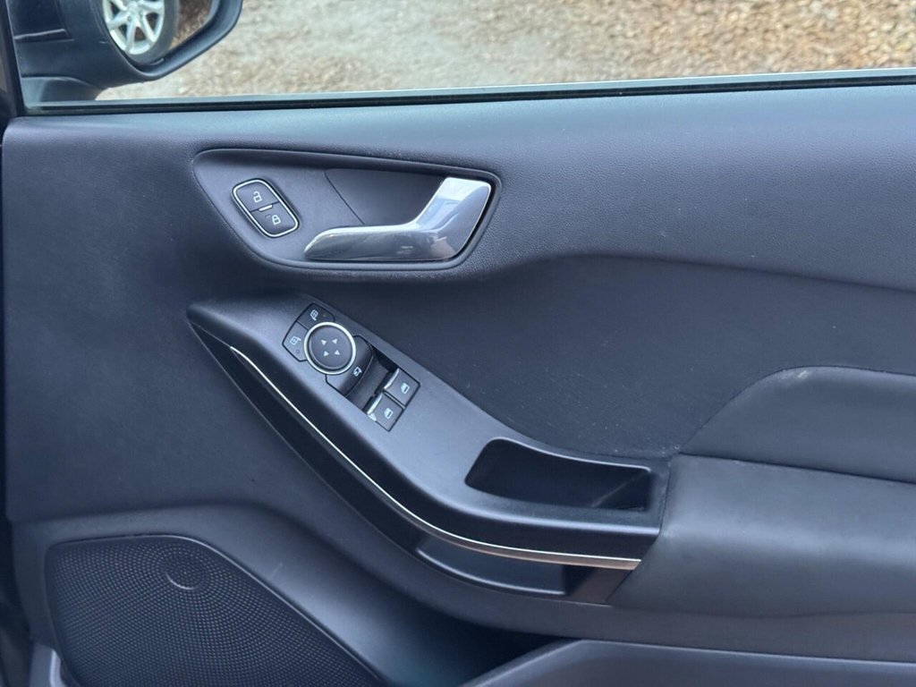 Used Ford Fiesta 2018 for sale - 77178012: Photo 31