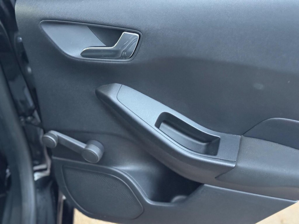 Used Ford Fiesta 2018 for sale - 77178012: Photo 32