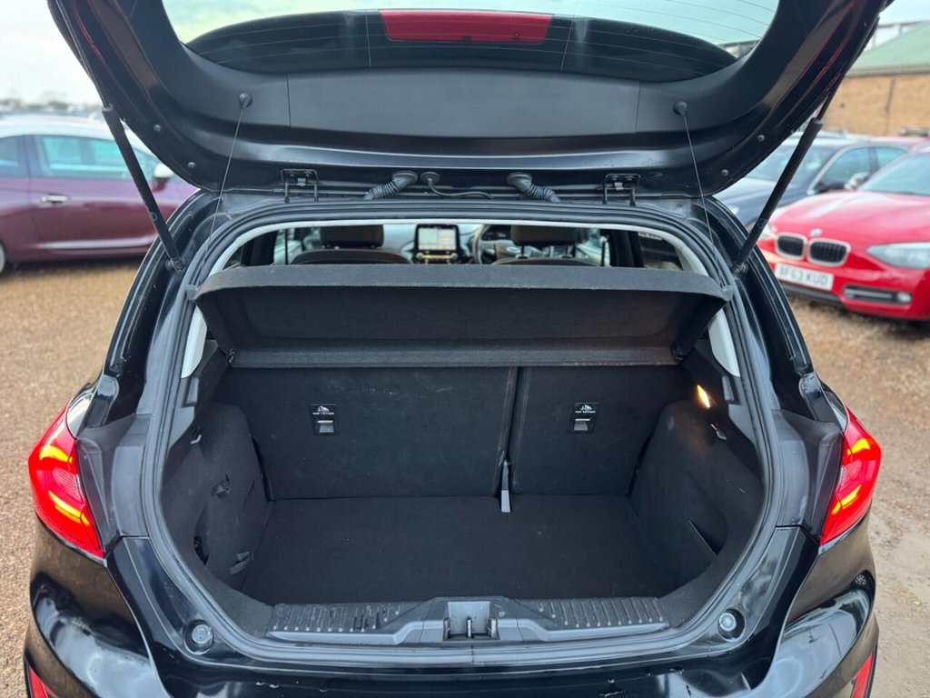 Used Ford Fiesta 2018 for sale - 77178012: Photo 46