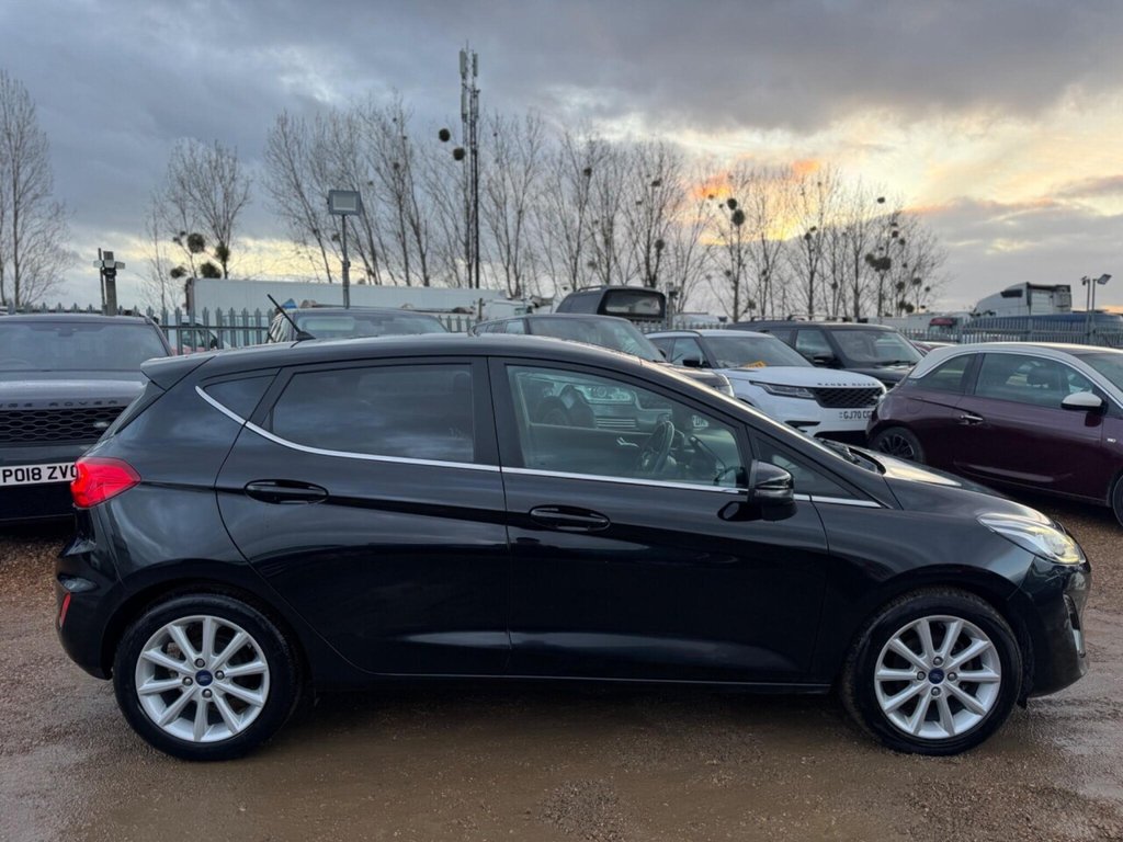 Used Ford Fiesta 2018 for sale - 77178012: Photo 9