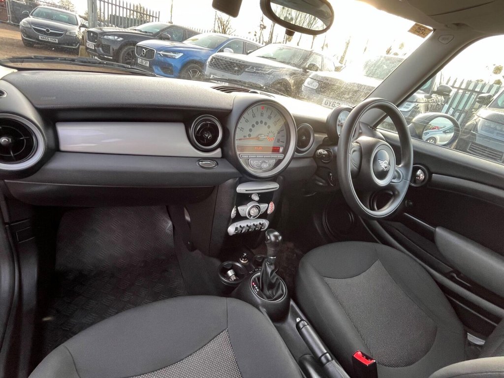 Used MINI Hatch 2010 for sale - 77084064: Photo 24