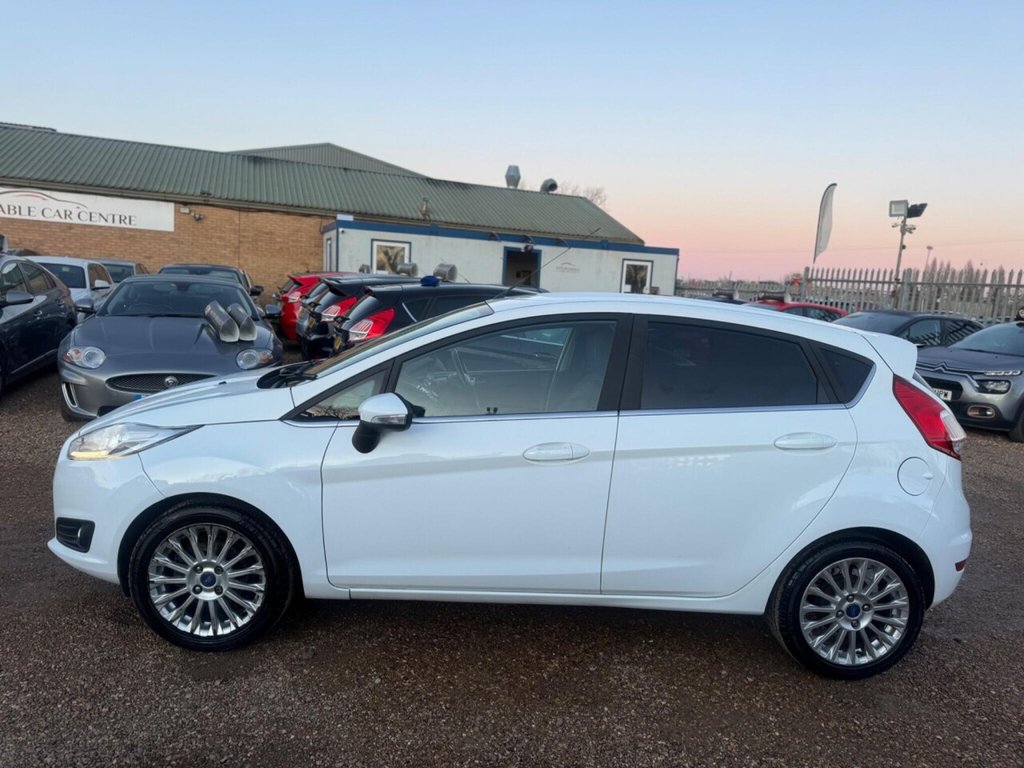 Used Ford Fiesta 2017 for sale - 76758667: Photo 12