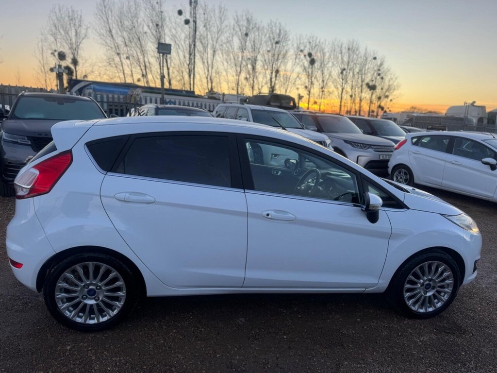 Used Ford Fiesta 2017 for sale - 76758667: Photo 15
