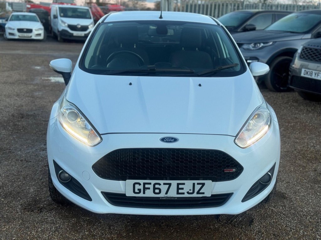 Used Ford Fiesta 2017 for sale - 76758667: Photo 2