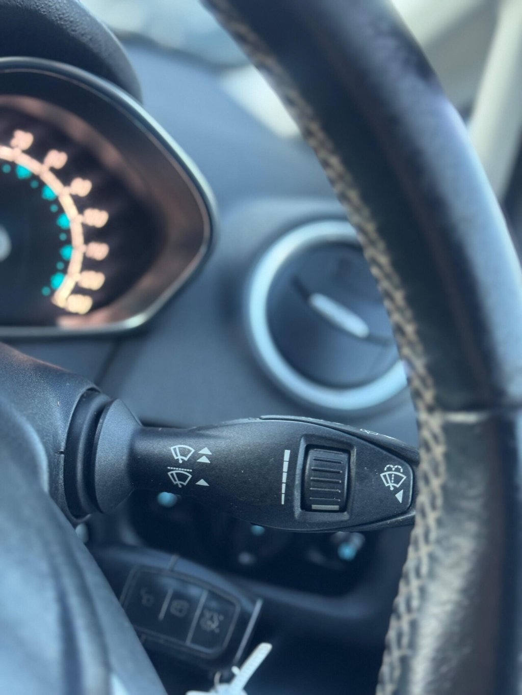 Used Ford Fiesta 2017 for sale - 76758667: Photo 43