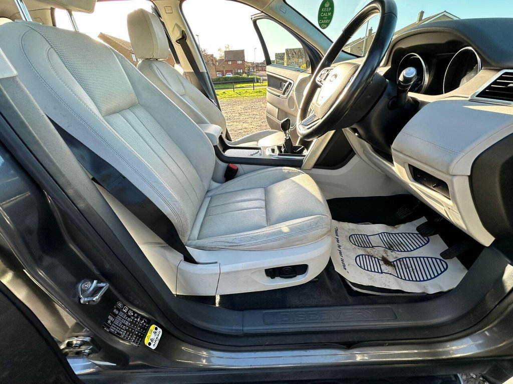 Used Land Rover Discovery Sport 2015 for sale - 76610311: Photo 15