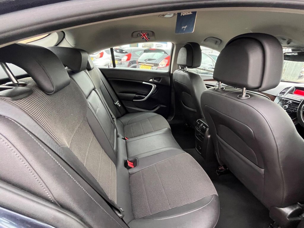 Used Vauxhall Insignia 2010 for sale - 76923824: Photo 28