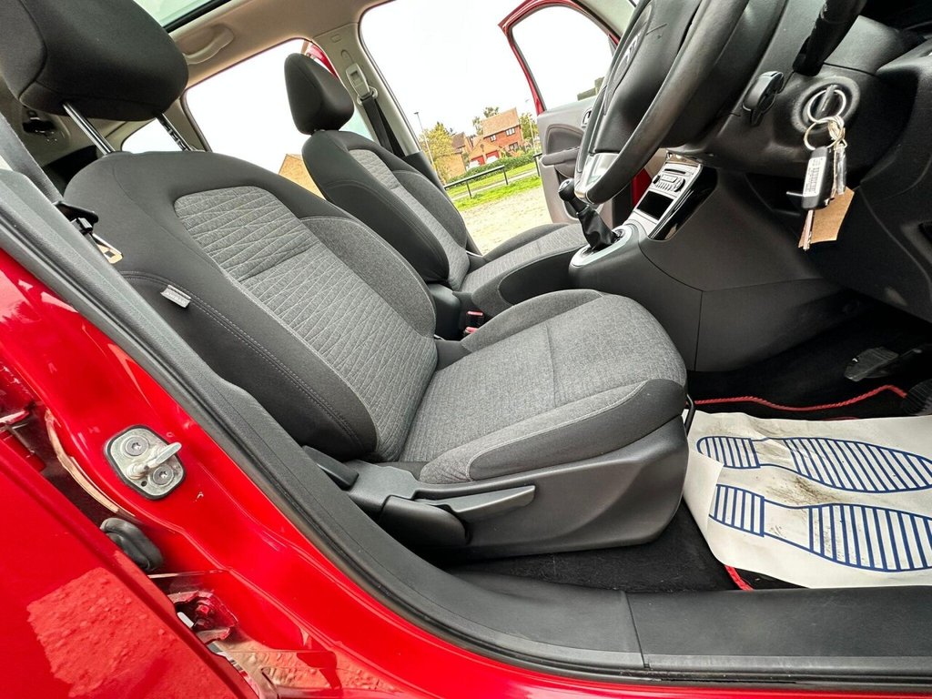 Used Citroen C3 Picasso 2016 for sale - 76710784: Photo 20