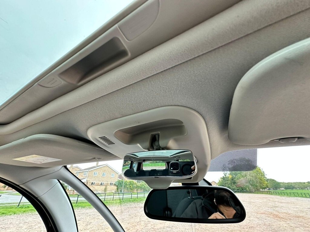 Used Citroen C3 Picasso 2016 for sale - 76710784: Photo 33