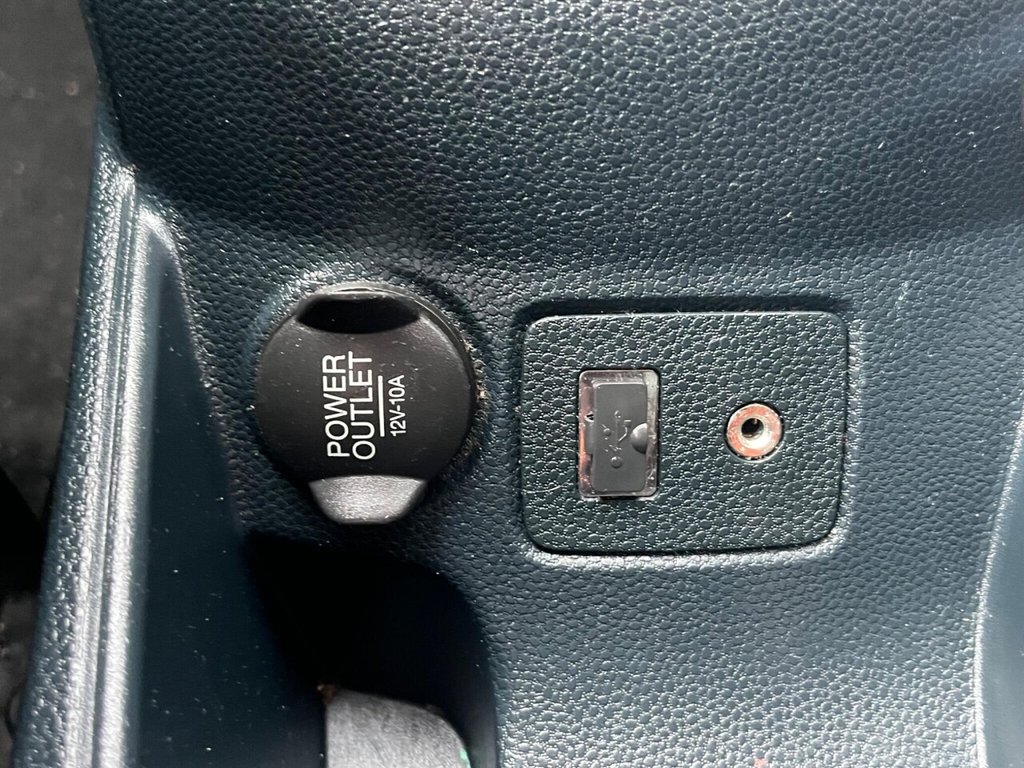 Used Ford Fiesta 2011 for sale - 77413441: Photo 29