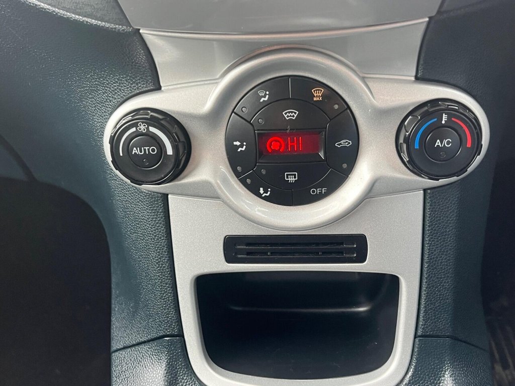 Used Ford Fiesta 2011 for sale - 77413441: Photo 39