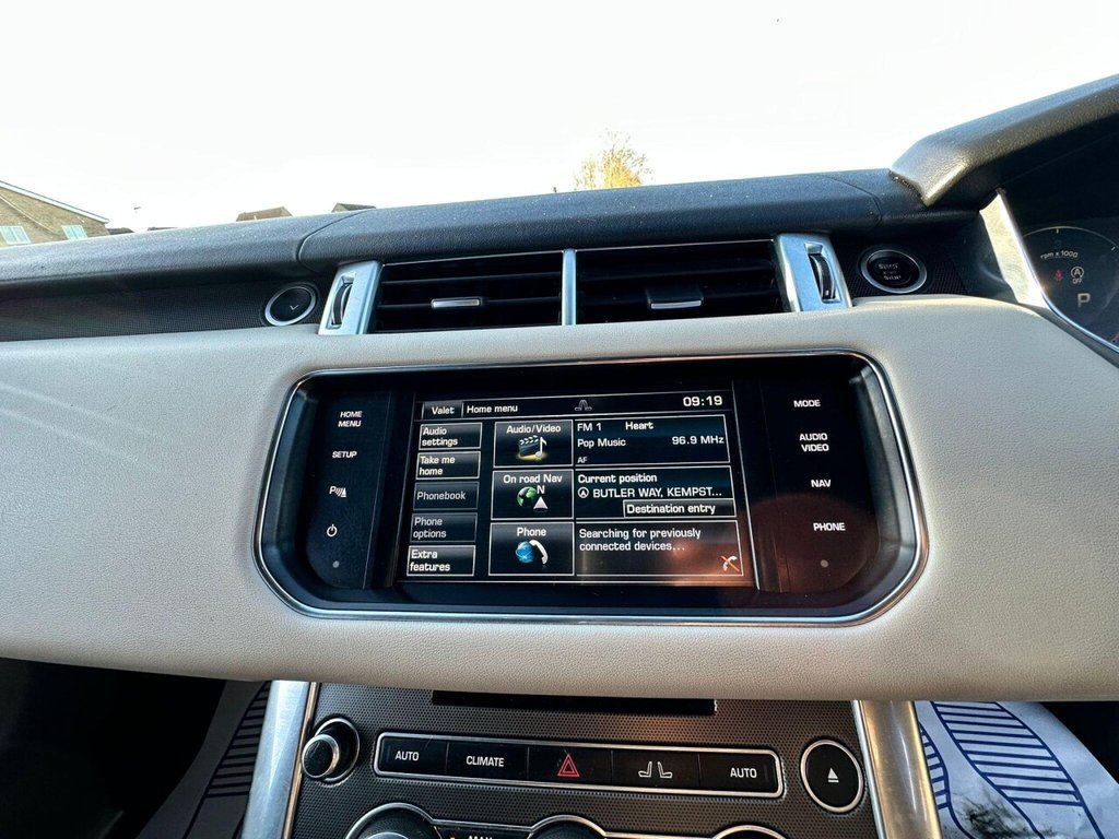 Used Land Rover Range Rover Sport 2015 for sale - 76803721: Photo 24