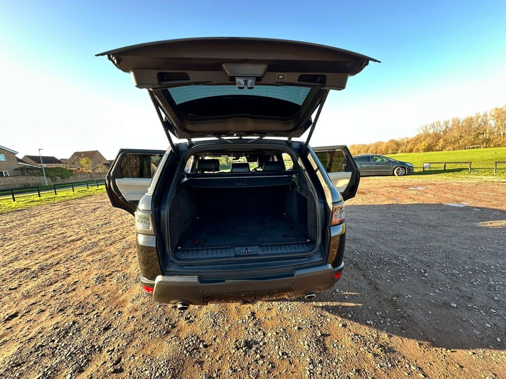 Used Land Rover Range Rover Sport 2015 for sale - 76803721: Photo 30