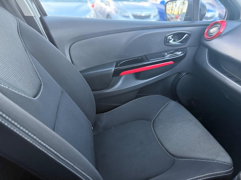 Used Renault Clio 2014 for sale - 76496217: Photo 11