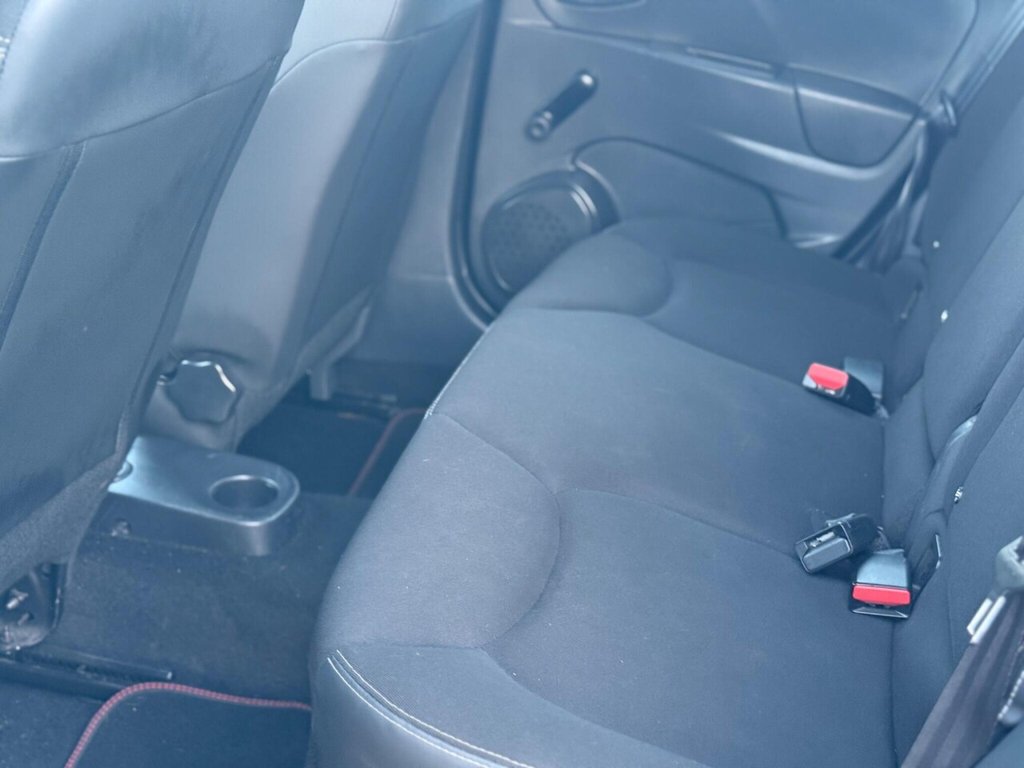 Used Renault Clio 2014 for sale - 76496217: Photo 17