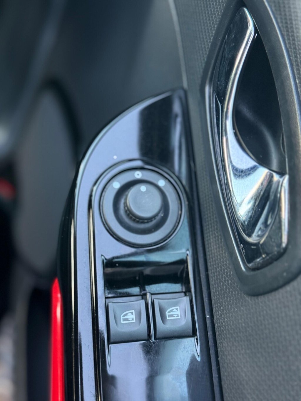 Used Renault Clio 2014 for sale - 76496217: Photo 19