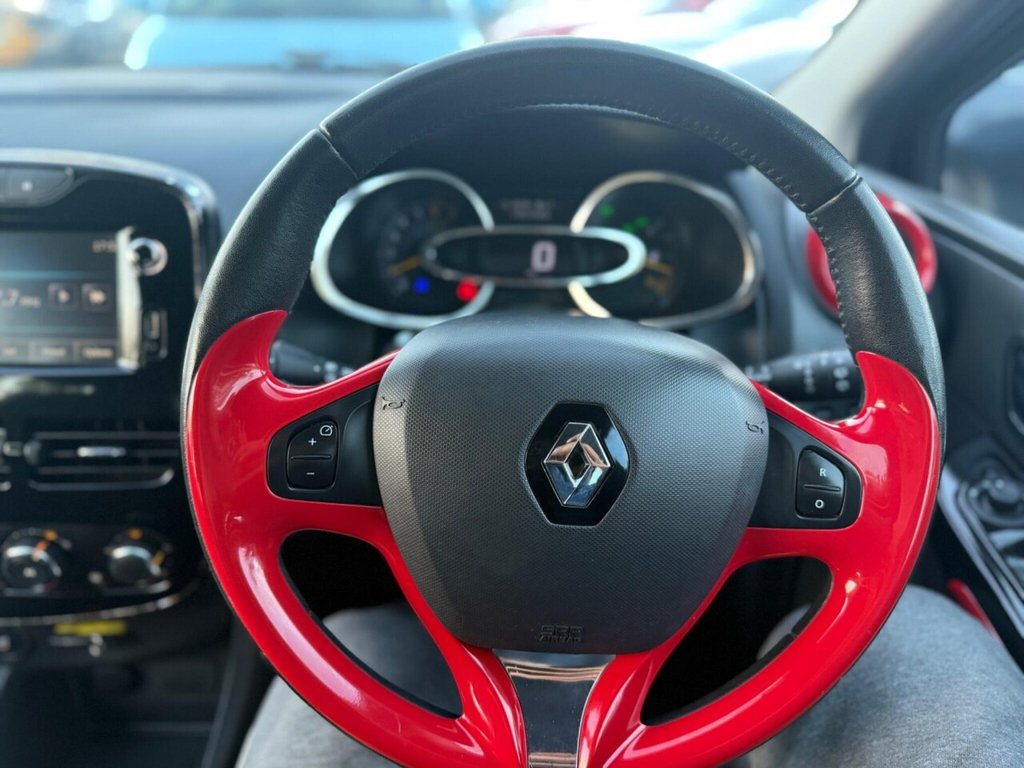 Used Renault Clio 2014 for sale - 76496217: Photo 37