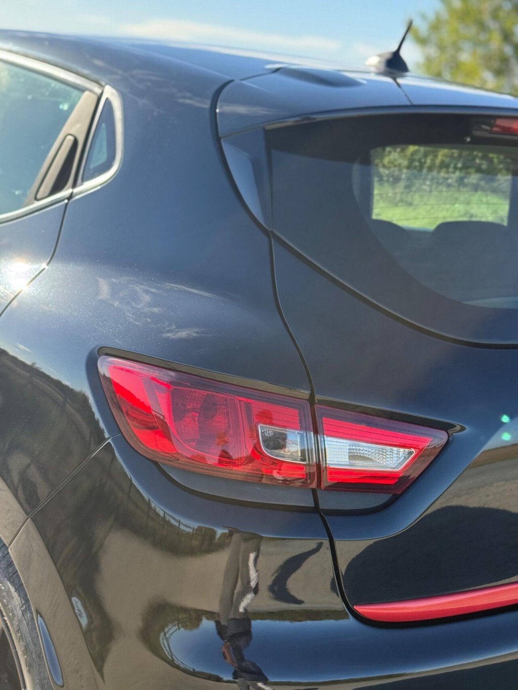 Used Renault Clio 2014 for sale - 76496217: Photo 39