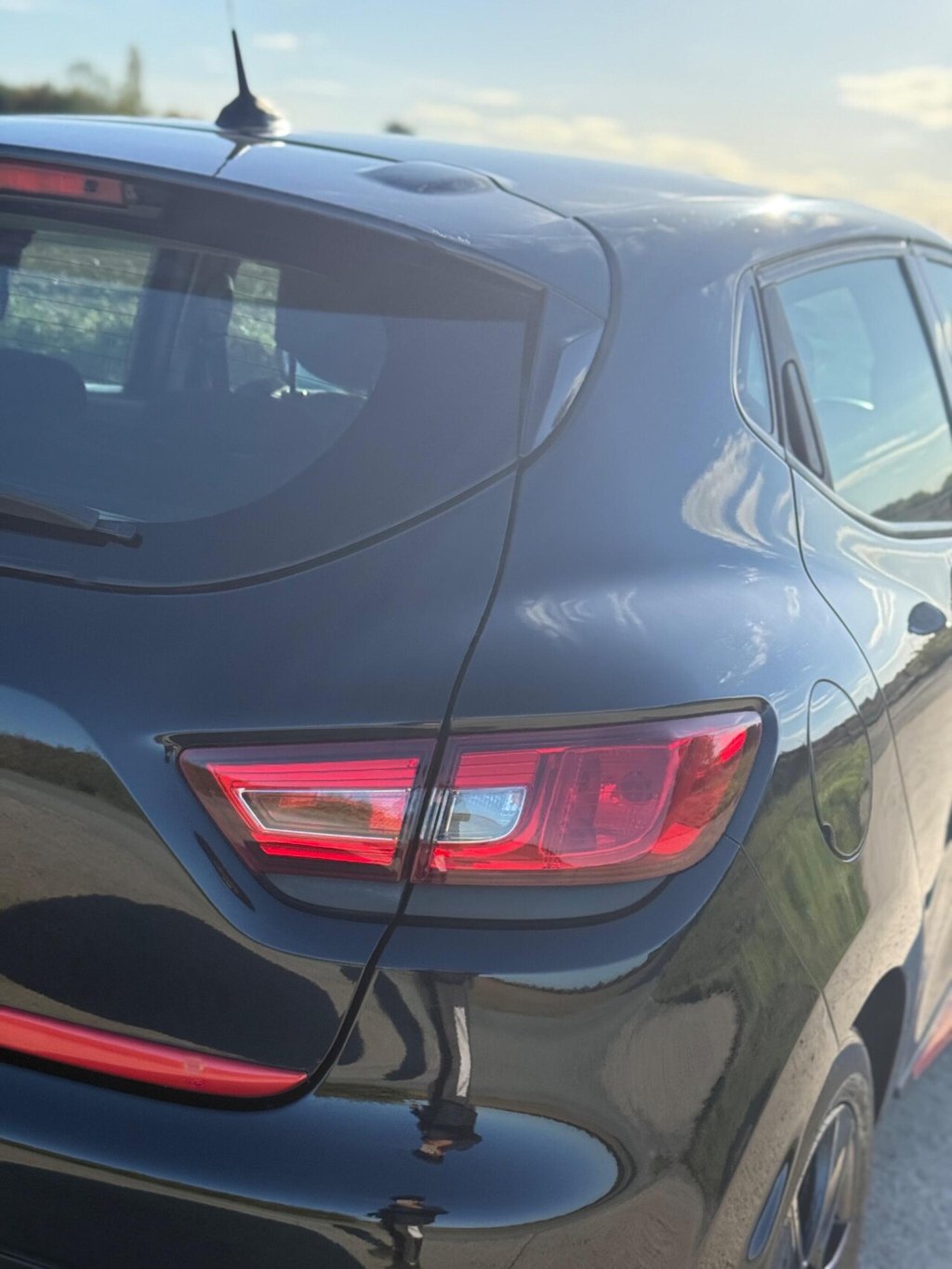 Used Renault Clio 2014 for sale - 76496217: Photo 9