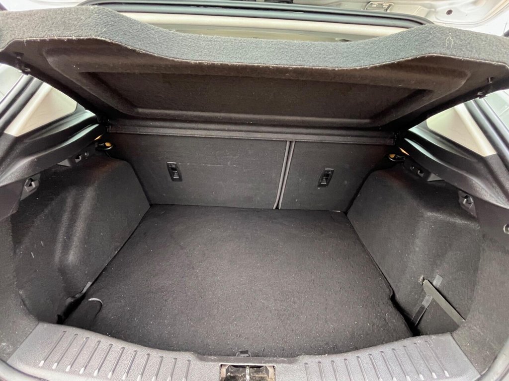 Used Ford Focus 2014 for sale - 76372577: Photo 20