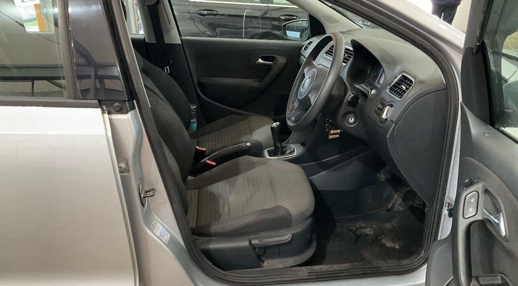 Used Volkswagen Polo 2009 for sale - 77218593: Photo 13