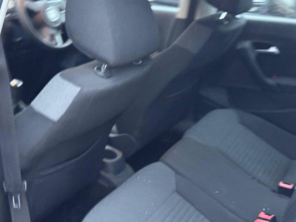 Used Volkswagen Polo 2009 for sale - 77218593: Photo 30