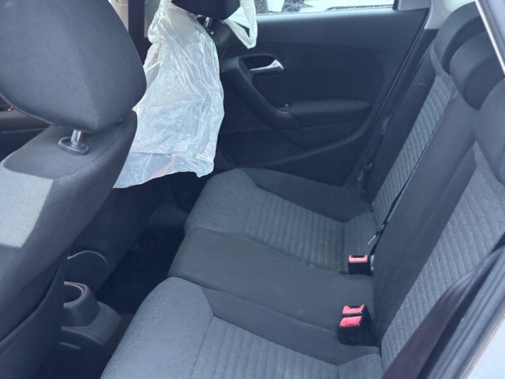 Used Volkswagen Polo 2009 for sale - 77218593: Photo 32