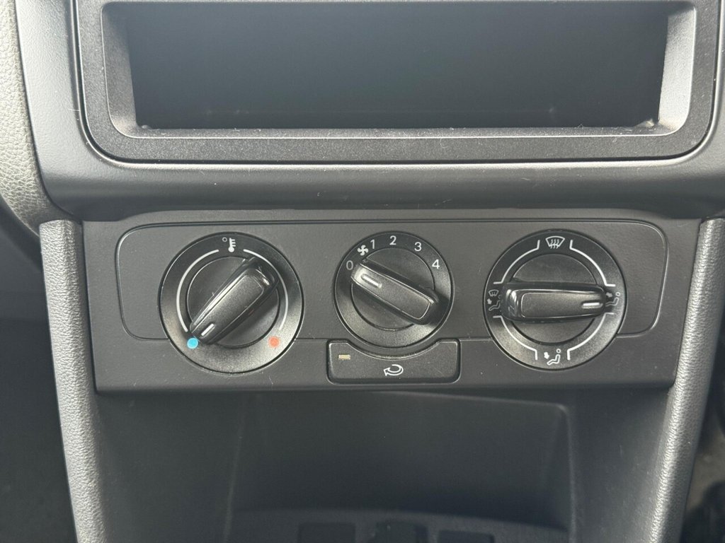 Used Volkswagen Polo 2012 for sale - 76841013: Photo 10