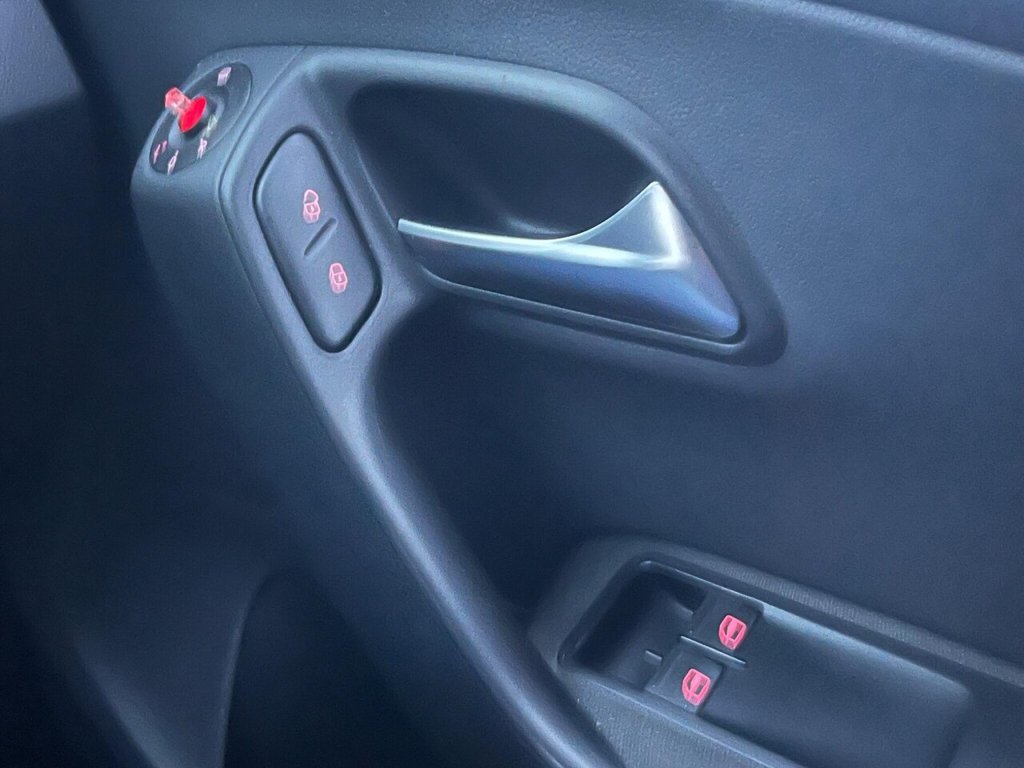 Used Volkswagen Polo 2012 for sale - 76841013: Photo 31