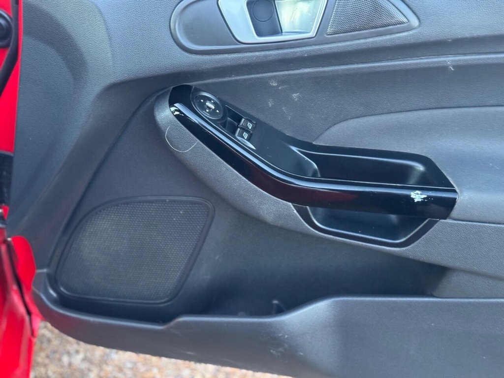 Used Ford Fiesta 2013 for sale - 76758600: Photo 29