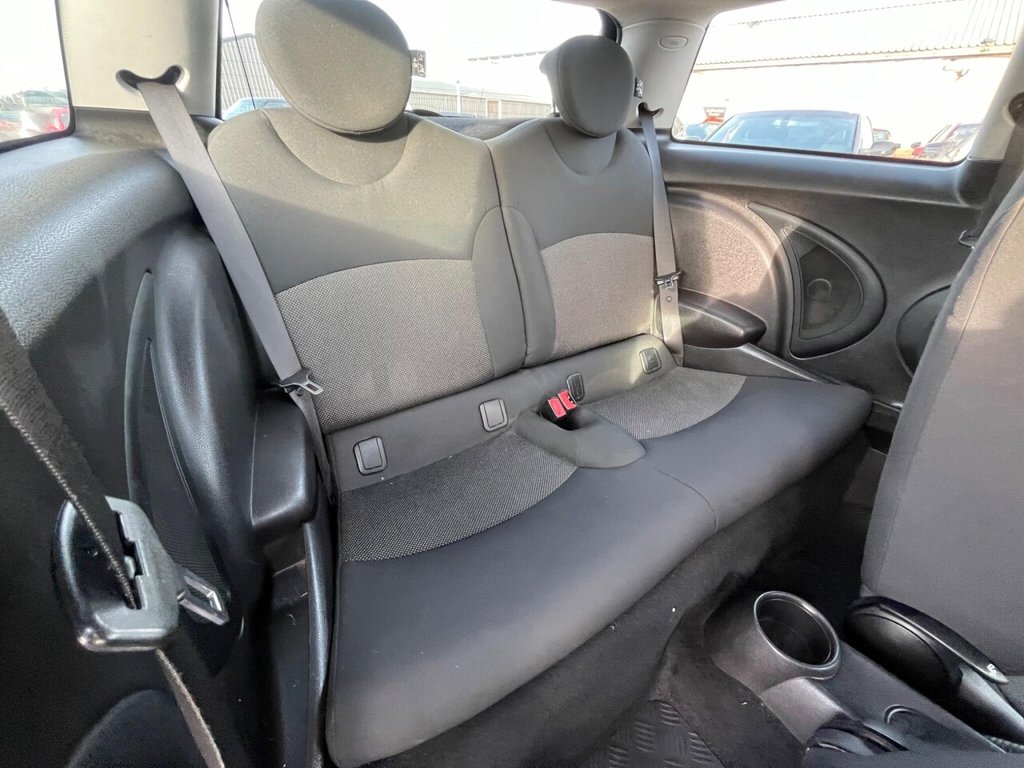 Used MINI Hatch 2010 for sale - 77557621: Photo 27