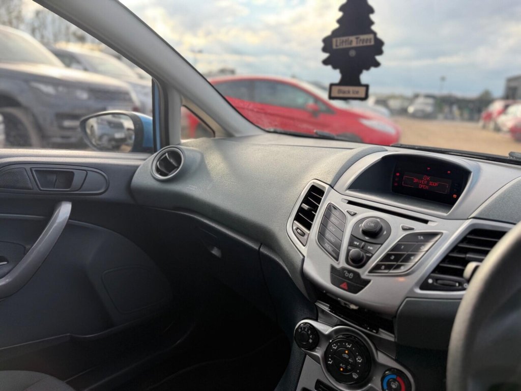 Used Ford Fiesta 2010 for sale - 76095835: Photo 11
