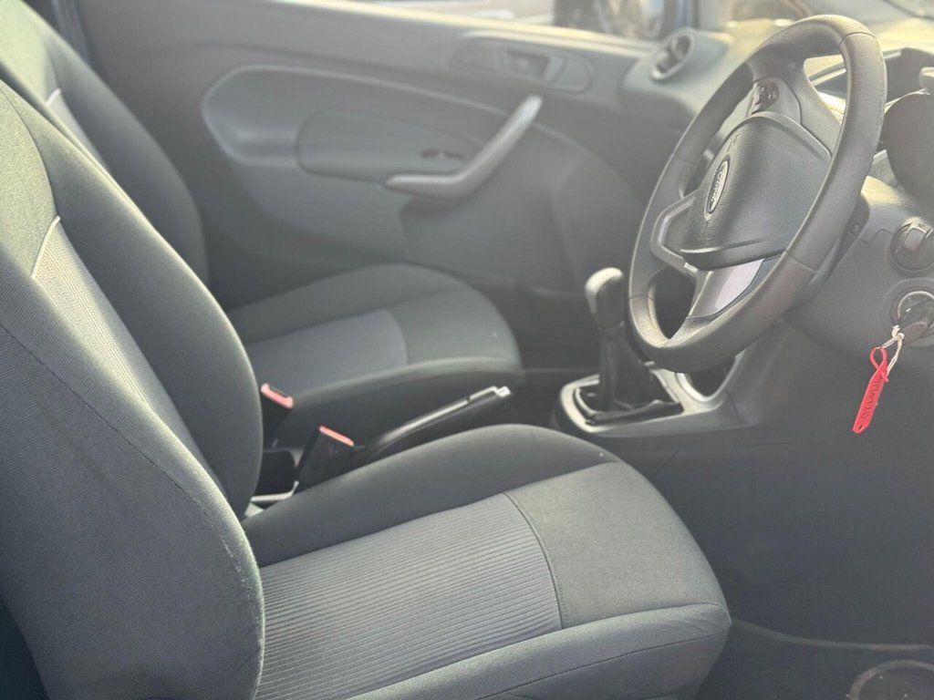 Used Ford Fiesta 2010 for sale - 76095835: Photo 13