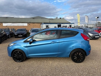 Used Ford Fiesta 2010 for sale - 76095835: Photo 4