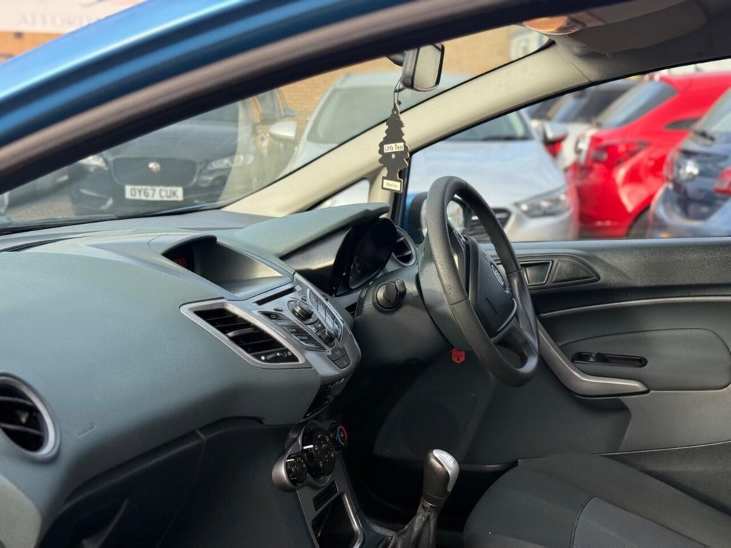 Used Ford Fiesta 2010 for sale - 76095835: Photo 8